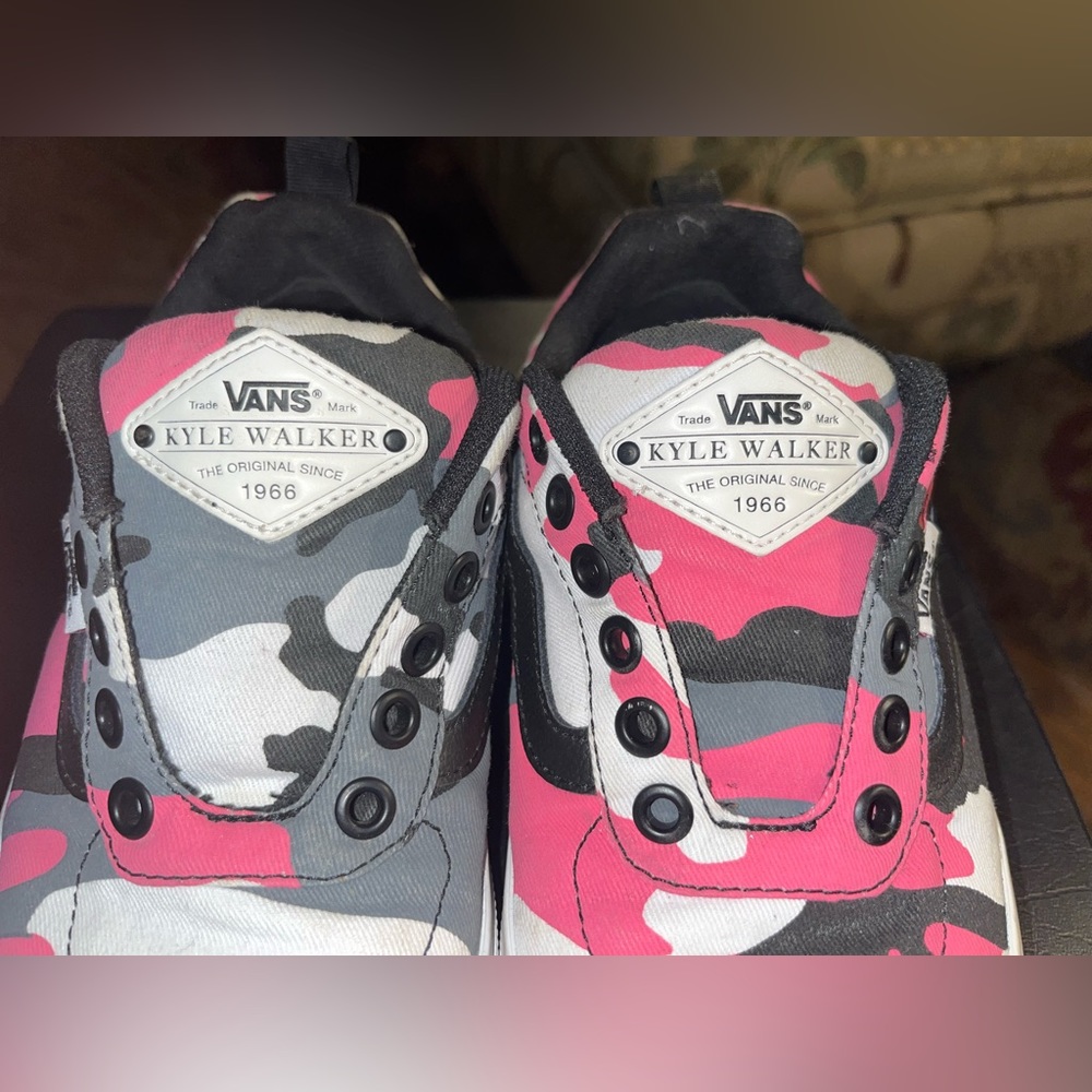 Vans Kyle Walker Pro Skateboard Shoes Men’s Size 4 Black White Pink Camo - Picture 9 of 15